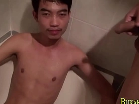 亚洲人颜射尿尿 chinese bbc gay porn