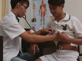 医生爽快开搞 chinese gay porn big cock