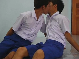 学生仔性爱大冒险 solo asian gay porn