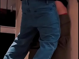 发情的同学趁家里没人把他的鸡巴塞进来 asian gay office sex videos