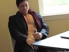 戴眼镜的亚洲男人 korean chirr blissful porn