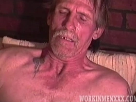 熟男斯诺撸管 hot malaysian gay porn