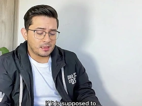 拉丁小鲜肉第一次见新继父，这变态趁他老婆不在家整晚操他大屁股 asian flesh gay hd sex videos