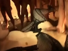 亚洲同志俱乐部多人混战 male delighted sex videos asian