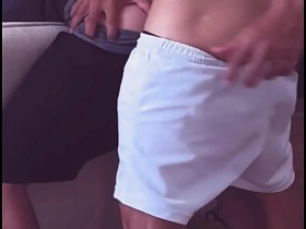 第一次尝同事的大屌 asian grandpa porn gay