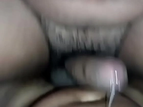 我的邻居是舞蹈老师，但每周三他都会跪着给我口交直到射精。 xxx sex videos gay asian