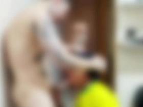 歹徒闯入英雄家却被狠狠教训 红标完整版 japanese merry porn yuya