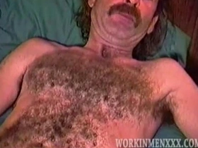 熟男拜伦打飞机 chinese amateur porn gay
