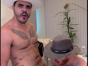 Carmona和Marcelo在激烈互搞中干翻农场男孩 anime gay hot porn
