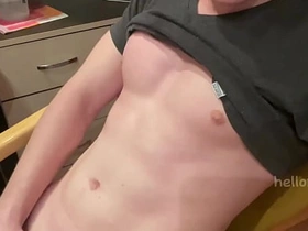 性感猛男射出巨量精液 / 俊男手交 korean gay porn clips