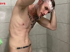 卡莫纳洗澡时被偷拍私密时刻-完整版见sheer.com/unsboys chinese gay litt?rateur and son porn