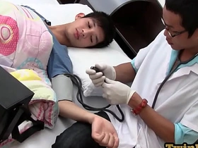 受检亚裔嫩鸡被医生无套内射时喷精 korean high tutor gay porn