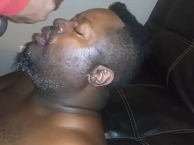 给我鸡巴嗦得真爽 asian passed out gay porn