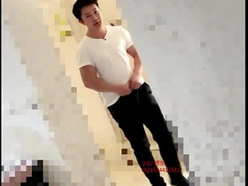 亚洲男孩厕所射精 asian little gay boys sex videos