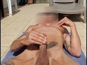纹身男在阳台光屁股打飞机 hunky pinoy cheerful porn