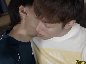 亚洲嫩基骑鸡巴射精 chinese gay brothers porn