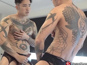 YOSHIKAWASAKIXXX - 义雄玩弄奶头并打飞机 taiwanese muscle gay porn