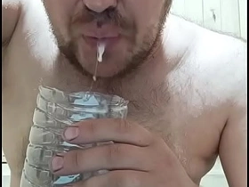 大鸡巴射出一发热精，接着被吃掉了！ chinese ass rimming gay porn
