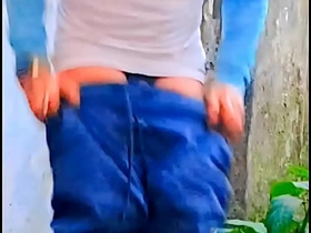 可爱伪娘户外玩乐和撒尿合集 black hot gay porn