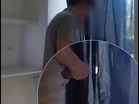 两个素人小伙在厨房胡搞还互相撒尿 pinoy gay porn present-day