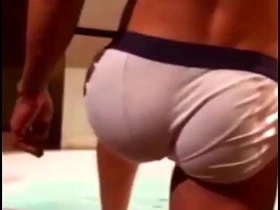 直男兄弟冲完澡让我拍他打飞机 acceed japanese gay porn