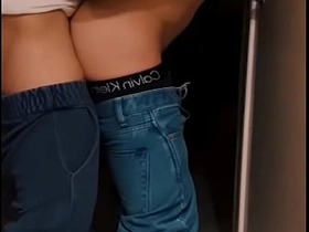 他趁我不备在厕所偷偷操我 gay videotape porn japan