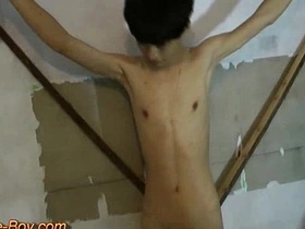 高瘦亚洲奴男孩BDSM japanese prudish gay porn