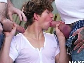 Greyson Myles和Eddie Patrick户外群交 asia teen gay porn