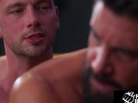 Damon Heart和Justin Jett在FistingInferno的重口拳交片 famous japanese gay porn eminence
