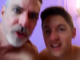 人形犬：Devin Jones与Richard Lennox激烈交媾 渴求下流游戏 www chinese gay porn