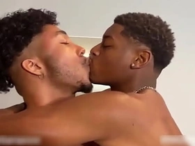 肌肉黑屌猛男干得超爽 easy gay chinese daddy porn