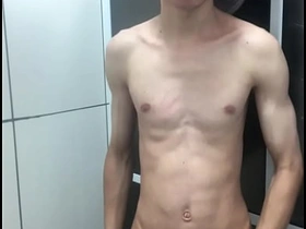 裸体小鲜肉洗澡卖骚 hot abs happy-go-lucky porn