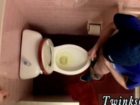 肌肉亚洲少年男同做爱 马桶内射精 chinese therapist gay porn