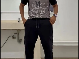 游泳课前撸管实录 indian hot gay boys porn