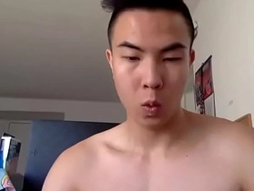 亚裔打飞机 japan fat uncaring porn