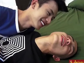 亚洲美少年-MOSS与TAEH-水中嬉戏 scat asian gay porn