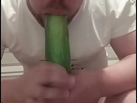 白胖子 uncaring 用肥屁股吞大鸡巴 asian gay old sex videos
